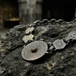 osmanli ve selcuklu motifli kolyeler tarihin dokunusuyla zar 2026 04 14